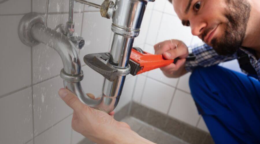 Professional clogged toilet repair services in Sunrise Beach, MO